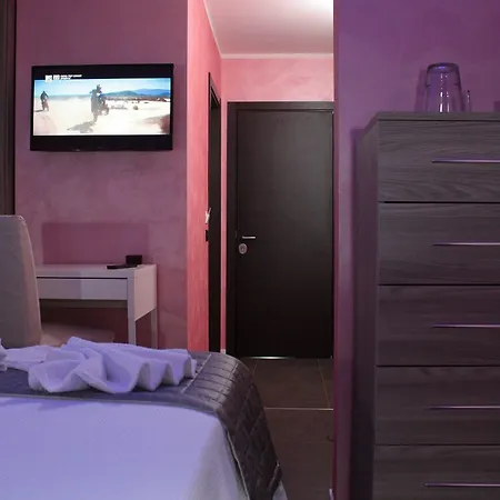 B&B Roma アパートホテル 4*